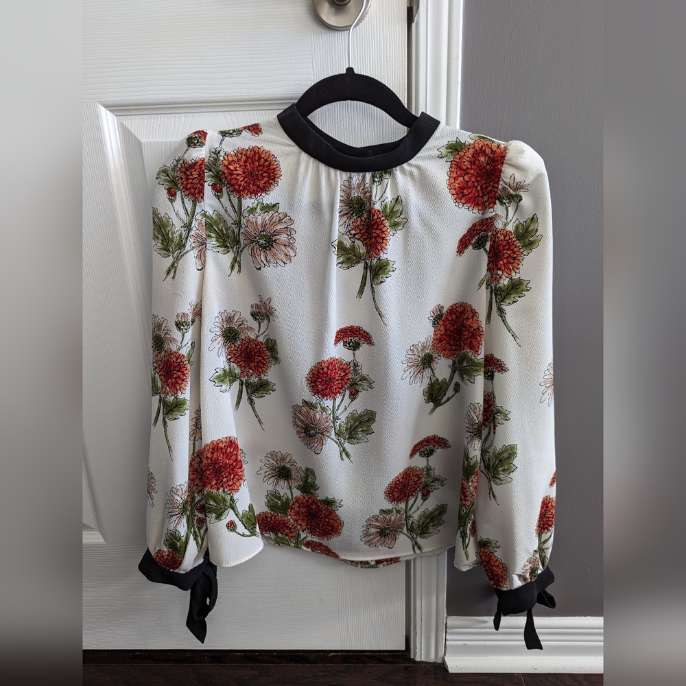 Floral print Zara blouse